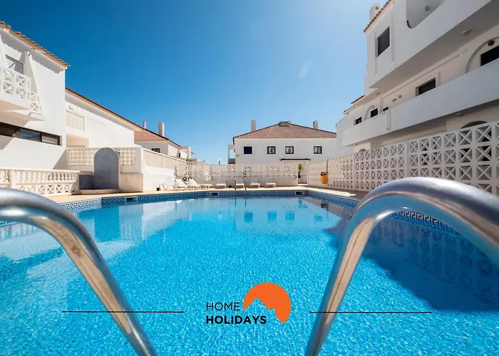 #035 T2 Oura Village By Home Holidays